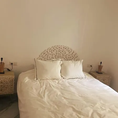 Apartment. Newly Renovated. Marbella